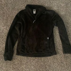 The north face black soft sweater. Size L.